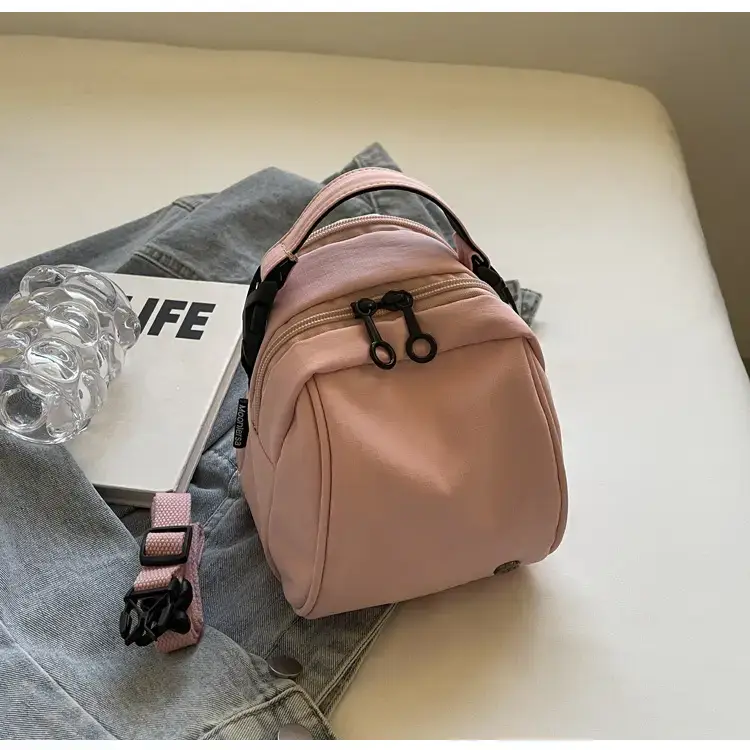 Women's Light Green Crossbody Bag 2024 — feature 31