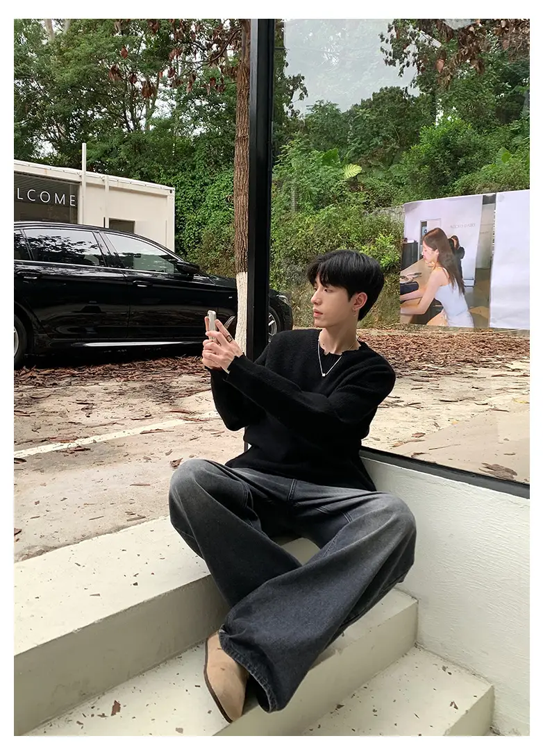 Men's Black Knitted Long Sleeve Sweater Loose Casual Wear — feature 9
