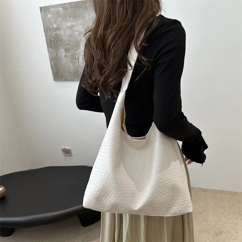 Brown Woven Crossbody Bag for Women 2024 - Image 6