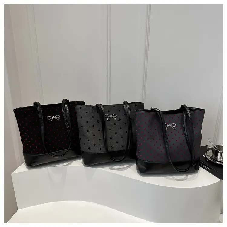 Women's Black Canvas Shoulder Bag Large Capacity - Image 4