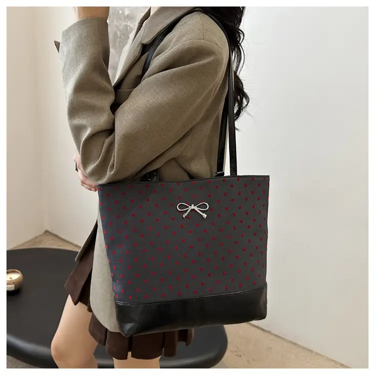 Women's Black Canvas Shoulder Bag Large Capacity - Image 6