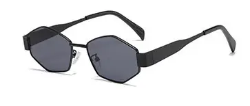 Women Retro Sunglasses with Diamond Frame & Photo-Taking Design - Image 4
