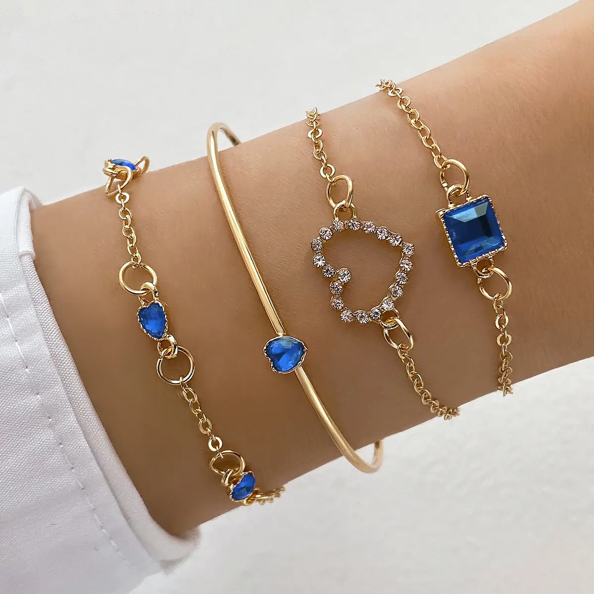 European & American Cross-Border Love Knotted Bracelet Set — feature 13