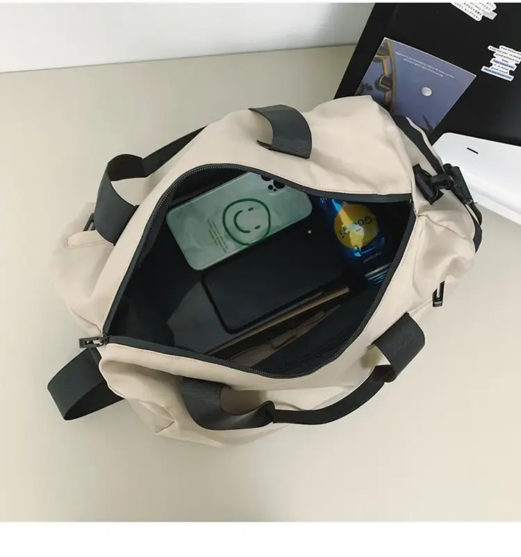 Large Capacity Gray Gym Travel Duffel Bag for Men — feature 23