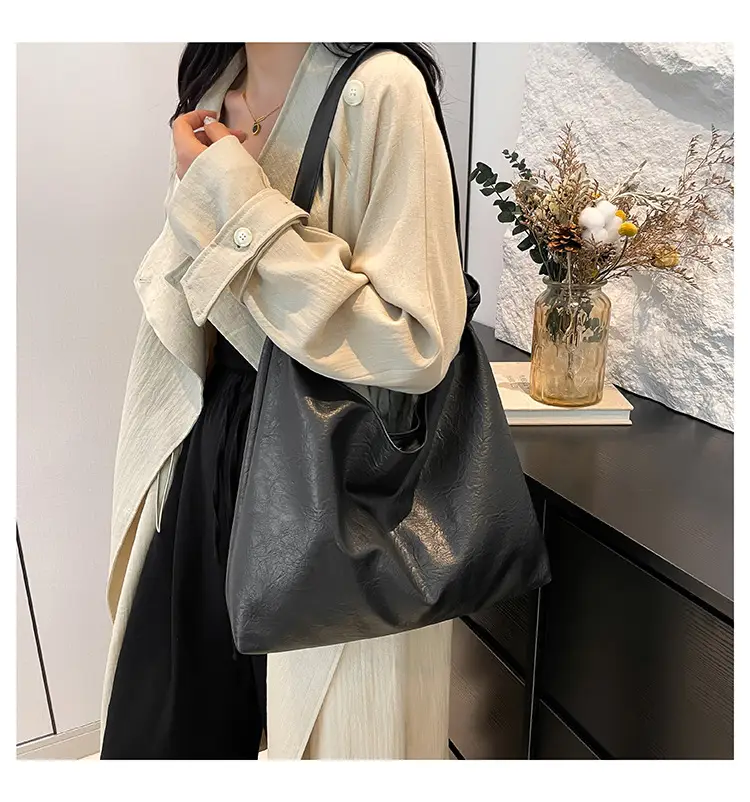 White Oil Leather Shoulder Bag for Women — feature 22