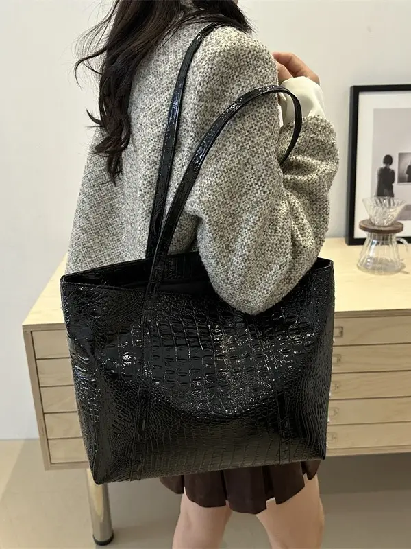 Silver Croc Embroidered Women's Shoulder Bag