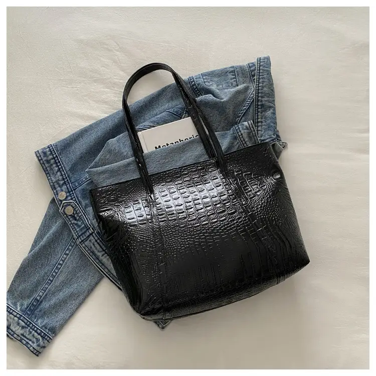 Silver Croc Embroidered Women's Shoulder Bag — feature 10