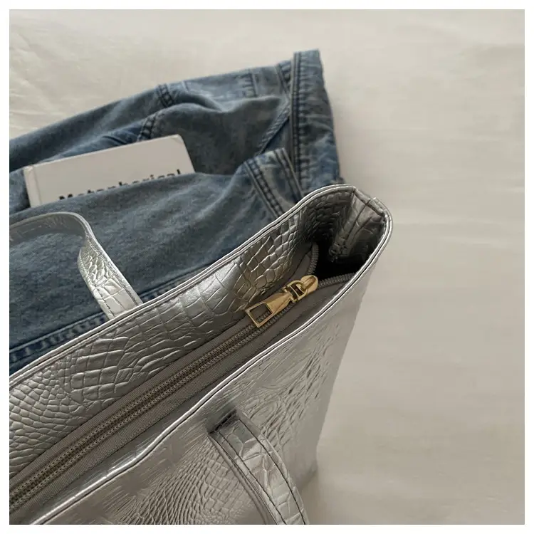 Silver Croc Embroidered Women's Shoulder Bag — feature 21