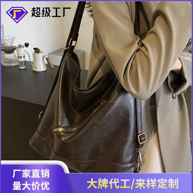 Retro Black Shoulder Bag for Women Large Capacity - Image 5
