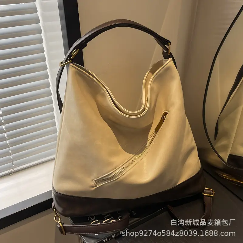 Retro Black Shoulder Bag for Women Large Capacity - Image 7