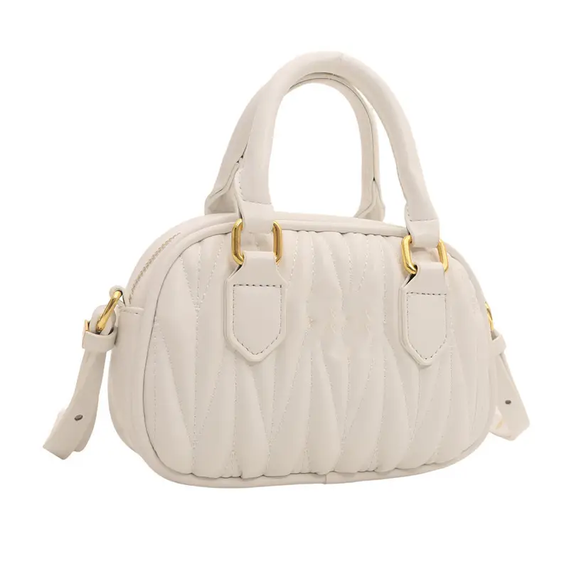 Black Pleated Shoulder Bag for Girls Princess Design - Image 2