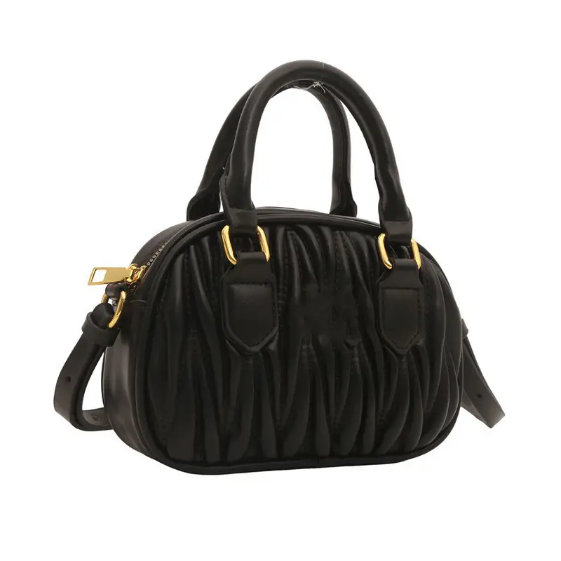 Black Pleated Shoulder Bag for Girls Princess Design - Image 4