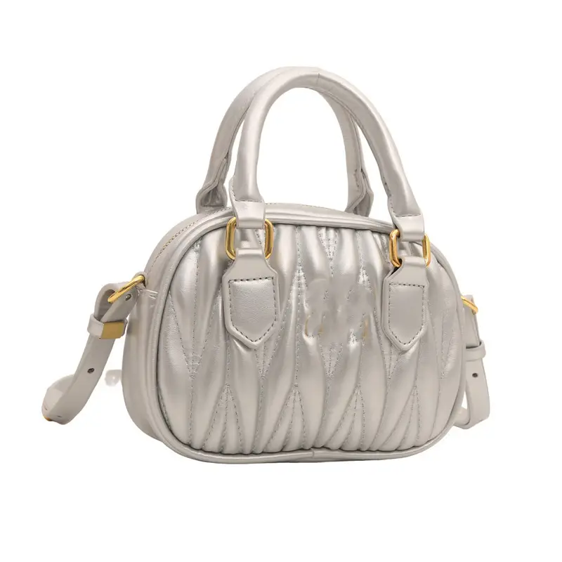 Black Pleated Shoulder Bag for Girls Princess Design - Image 5