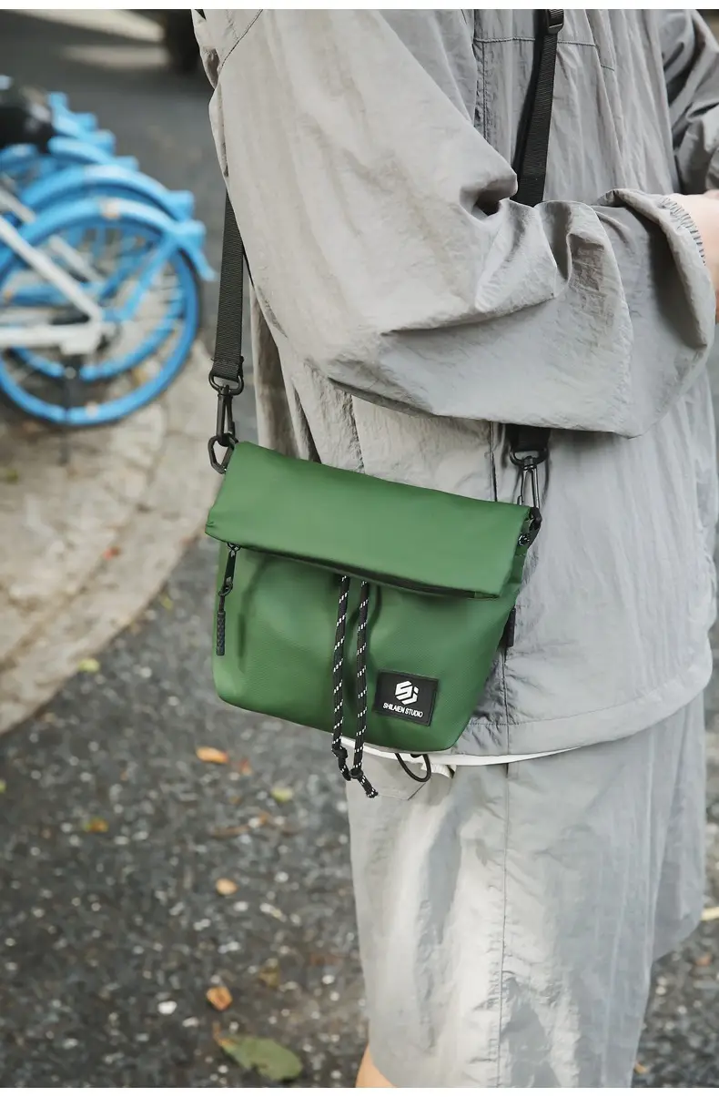 Japanese Casual Crossbody Bag for Men Women Black — feature 13