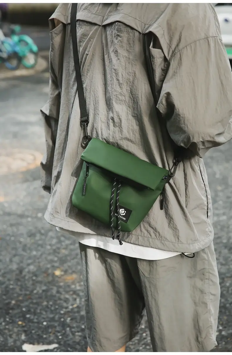 Japanese Casual Crossbody Bag for Men Women Black — feature 15