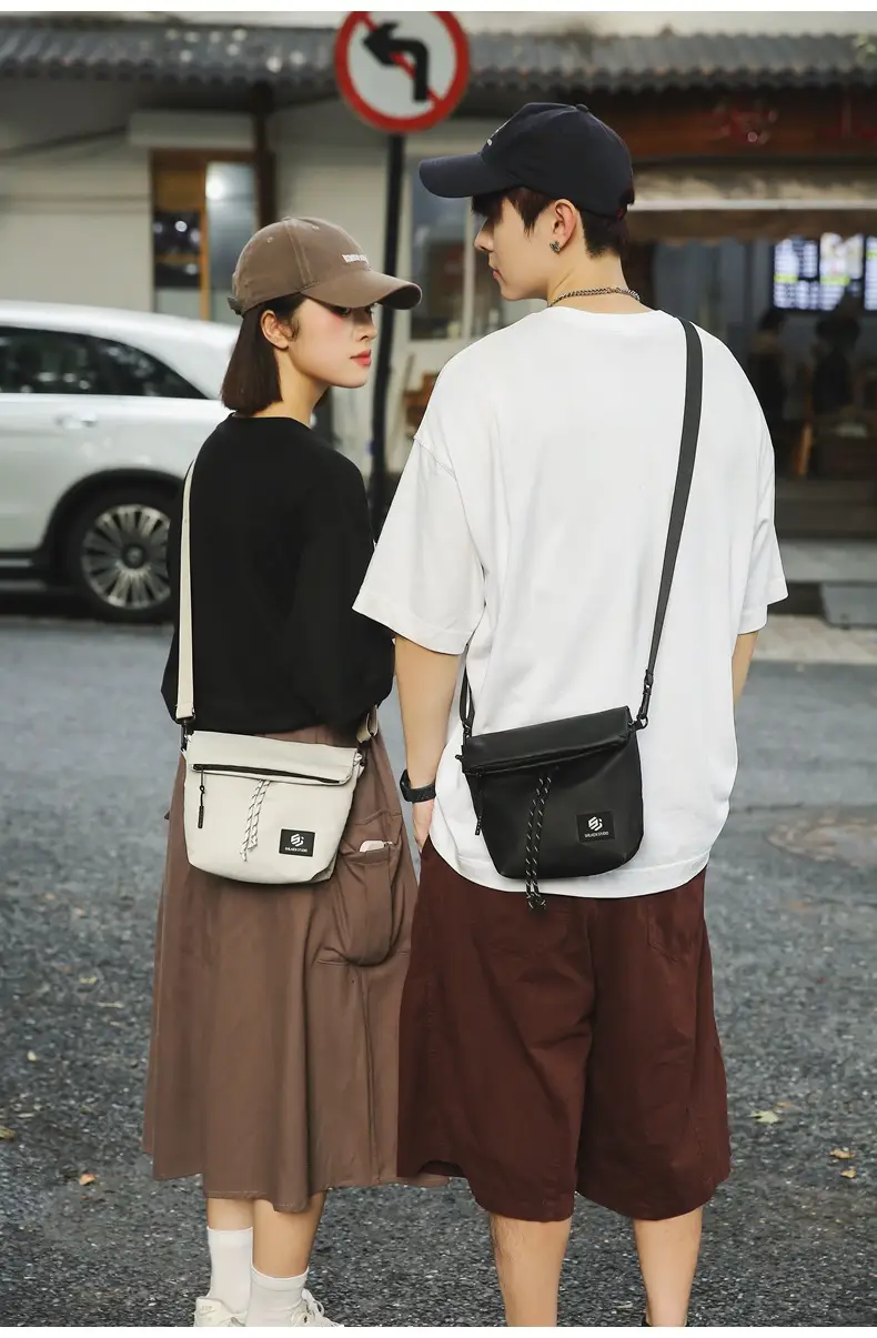 Japanese Casual Crossbody Bag for Men Women Black — feature 17