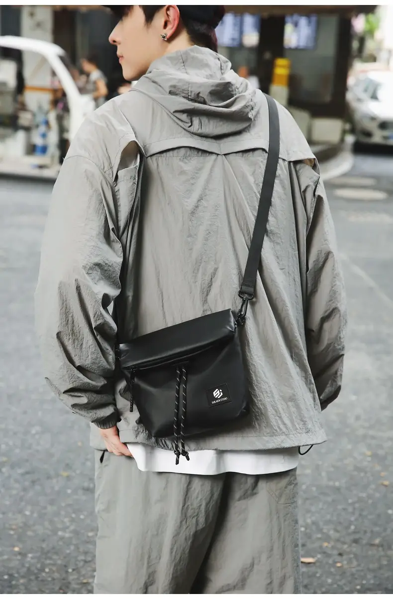 Japanese Casual Crossbody Bag for Men Women Black — feature 21