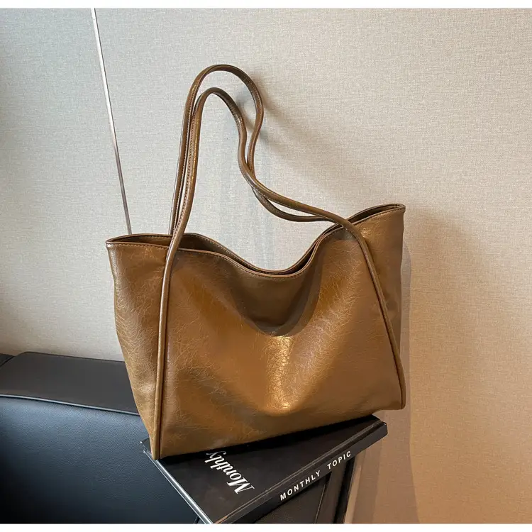 Silver Metallic Large Tote Bag Women 2024 — feature 36