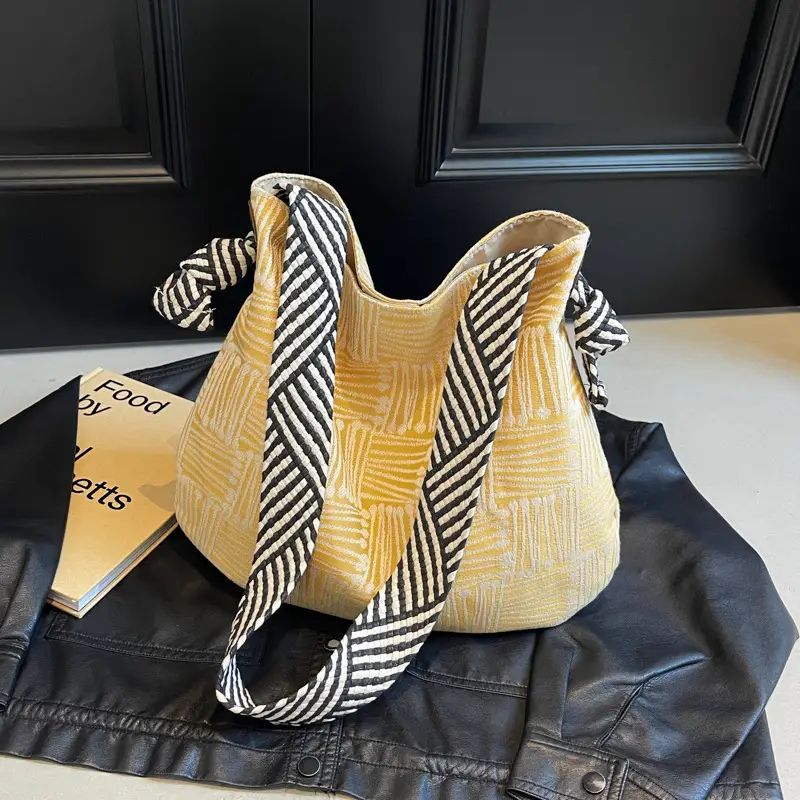 Women's Striped Zip Shoulder Crossbody Bag 2024 - Image 5