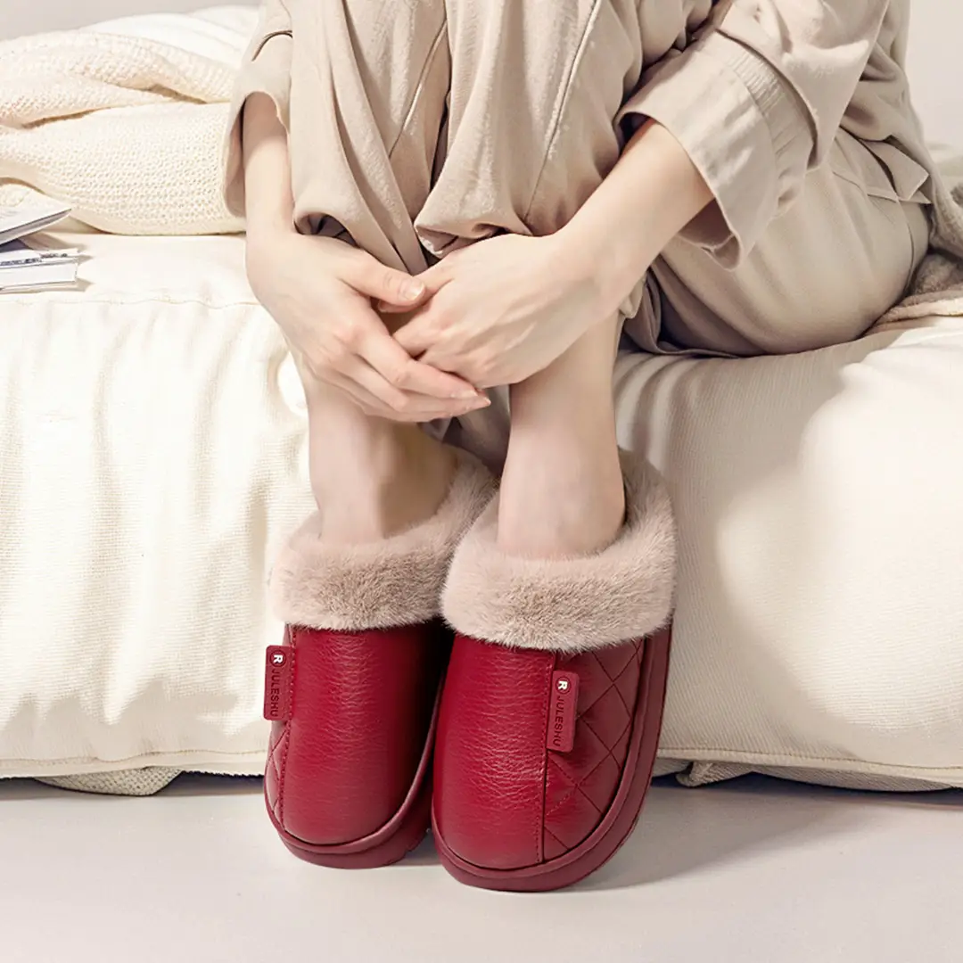 Waterproof Elderly Cotton Slippers for Women in Autumn and Winter, Non-Slip 2026 New Model Indoor Home Warm Pu Leather Slippers for Men in Winter - Image 7