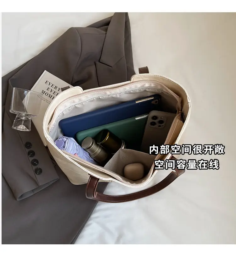 Large Capacity Women's Brown Leather Tote Bag — feature 7