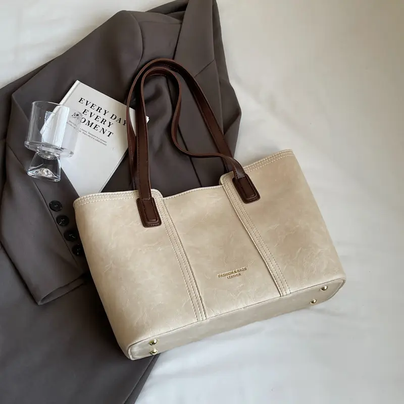 Large Capacity Women's Brown Leather Tote Bag - Image 2
