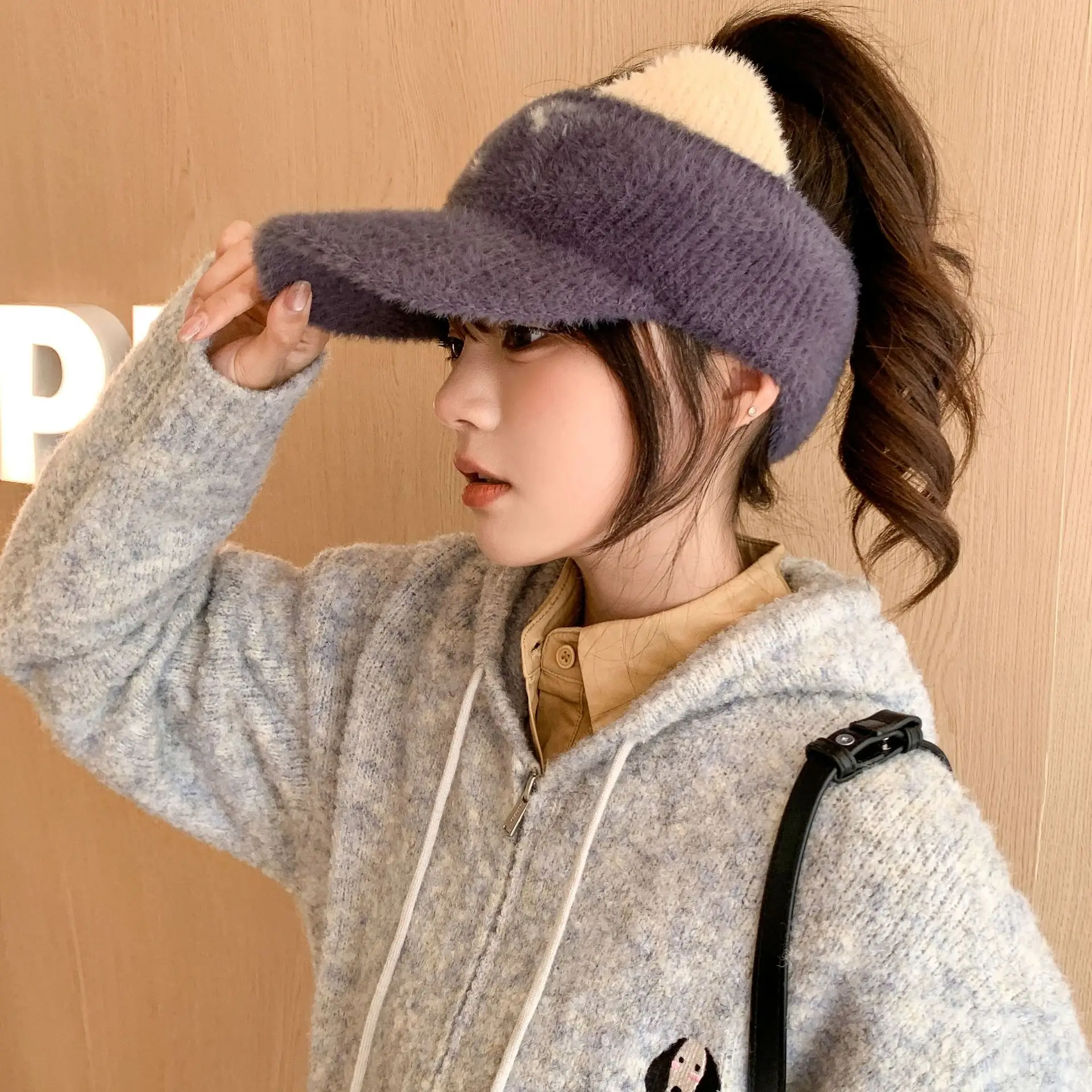 Women Fleece Warm Knitted Wool Hat All-match Autumn Winter — feature 2