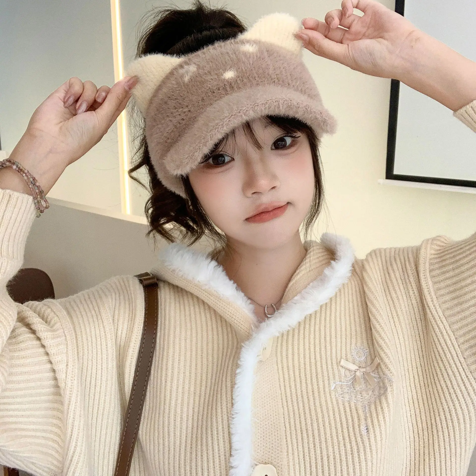 Women Fleece Warm Knitted Wool Hat All-match Autumn Winter — feature 7