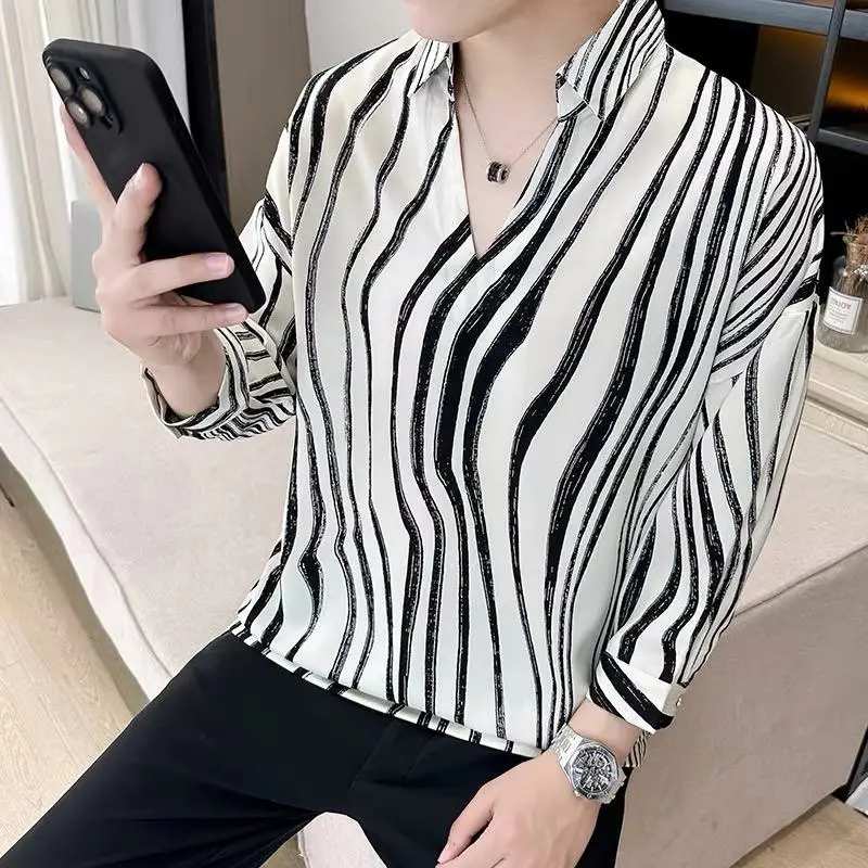 Men's 7-Sleeve Striped Shirt Black White Summer Wear
