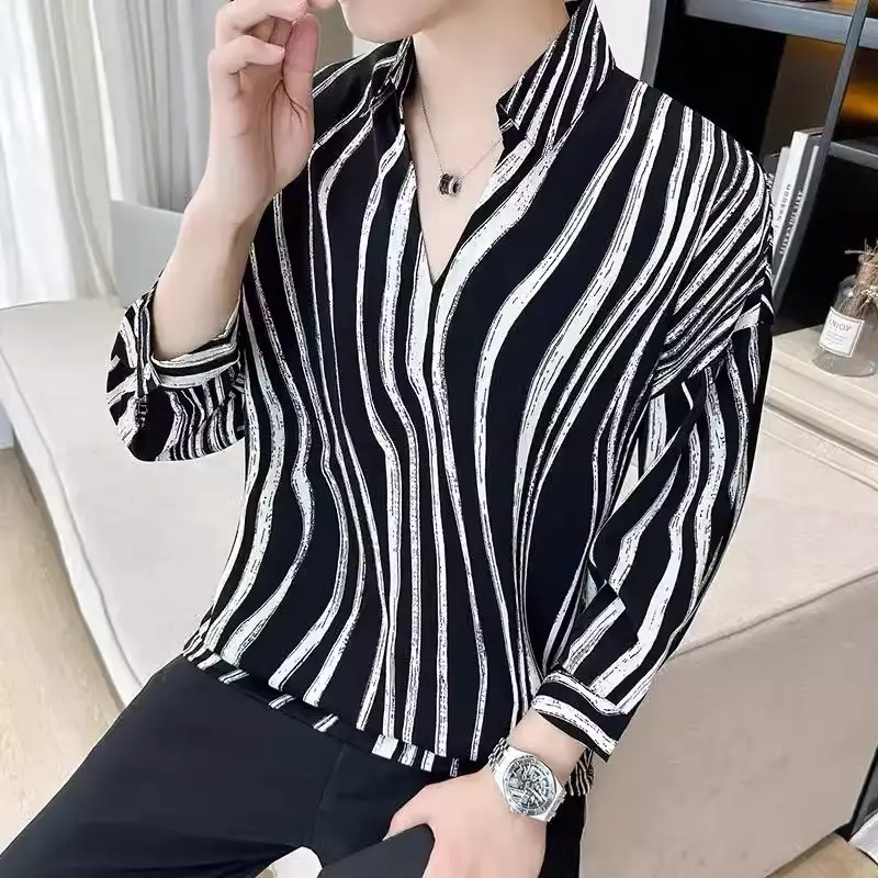 Men's 7-Sleeve Striped Shirt Black White Summer Wear