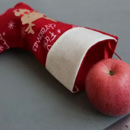 Felt Christmas Socks Red Small Gift Bag - Image 5