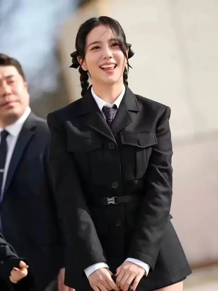 Jisoo Jisoo's Same Style Black Bow Hairpin Preppy Style Streamer Double Ponytail Hair Accessories Girl Ribbon Hairpin — feature 4