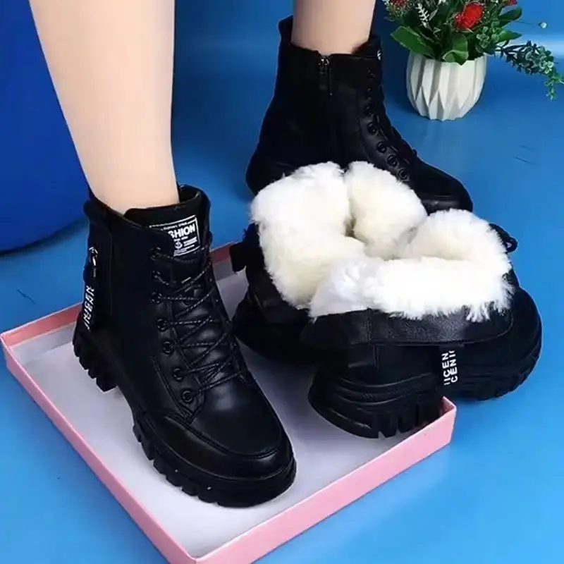 Women's Black Fleece Winter Boots Thick Soles - Image 4