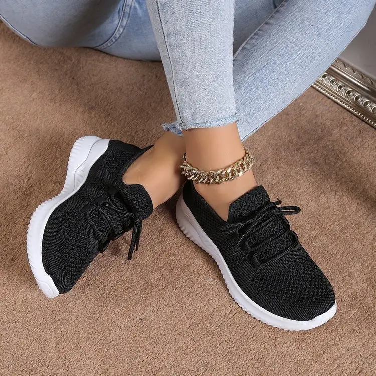 Women's Black Mesh Running Sneakers Low Heel