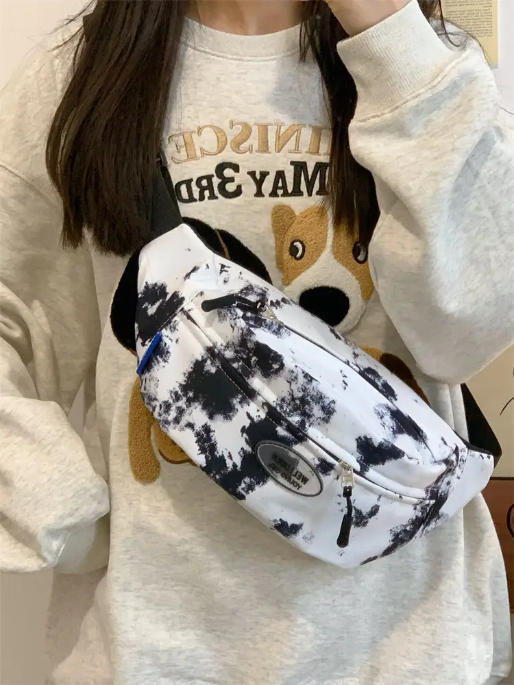 Women's Korean Style Chest Bag with Panda Print — feature 9
