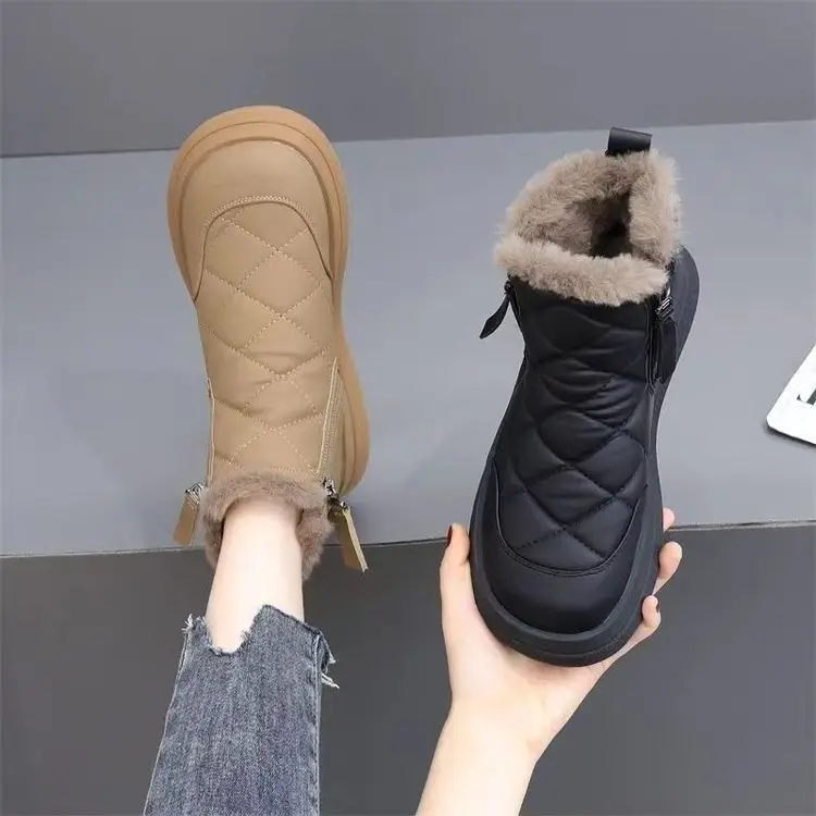 Women's Fleece Lined Snow Boots Black Large — feature 6