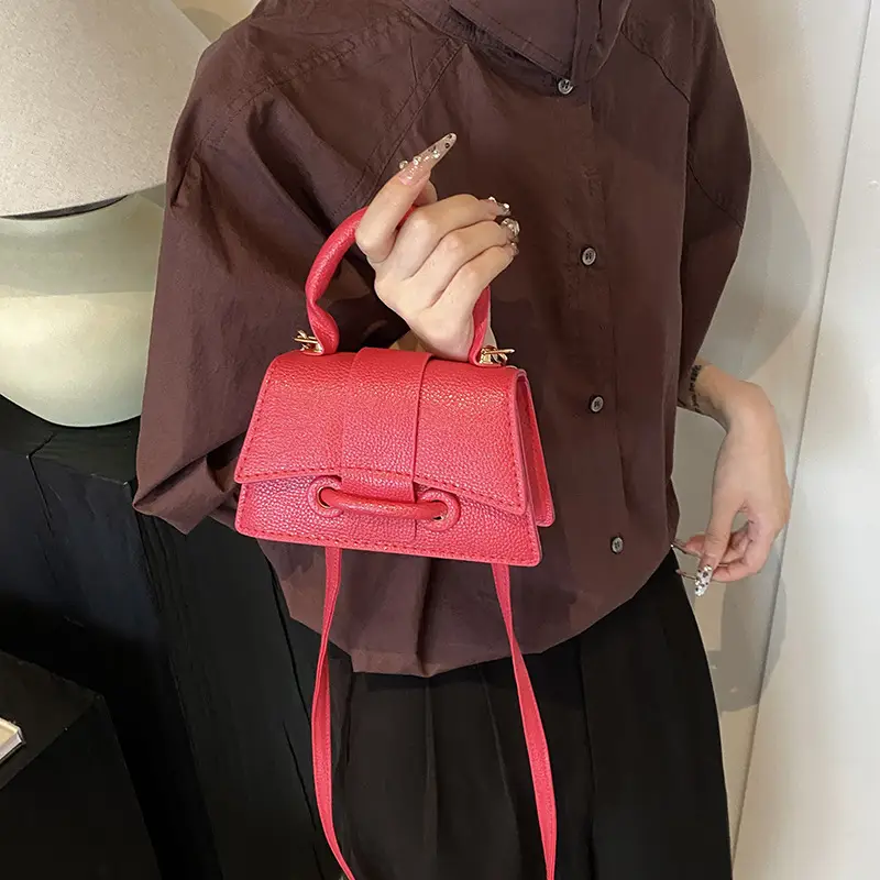 Red Litchi Pattern Shoulder Bag for Women - Image 7