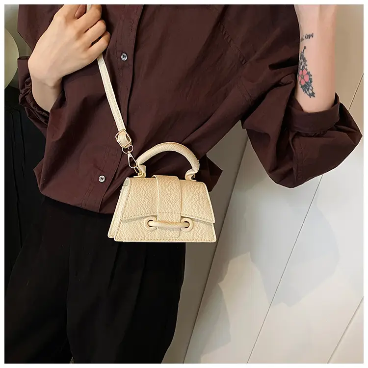 Red Litchi Pattern Shoulder Bag for Women — feature 14