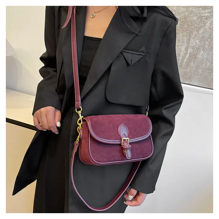 Retro Crossbody Bag Women's Burgundy 2024 — feature 12