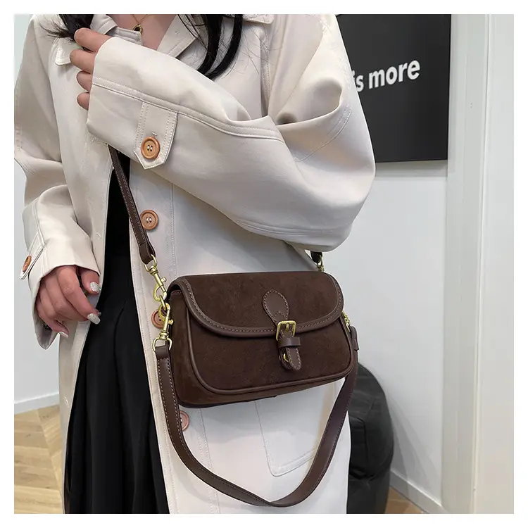 Retro Crossbody Bag Women's Burgundy 2024 — feature 16