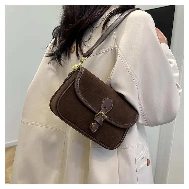 Retro Crossbody Bag Women's Burgundy 2024 — feature 18