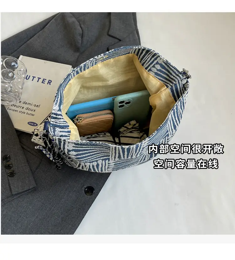 Women's Large Capacity Striped Canvas Shoulder Crossbody Bag — feature 8
