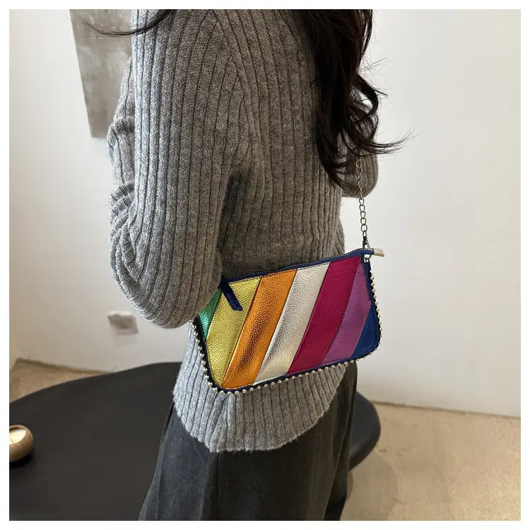 Korean Style Chain Crossbody Bag for Women — feature 8