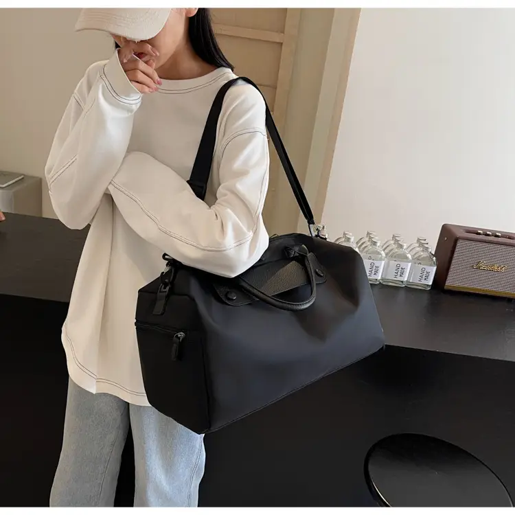 Large Capacity Korean Style Travel Bag Grey — feature 20