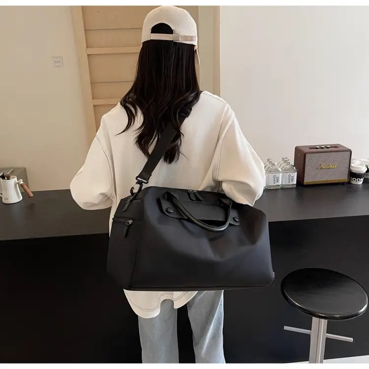Large Capacity Korean Style Travel Bag Grey — feature 21