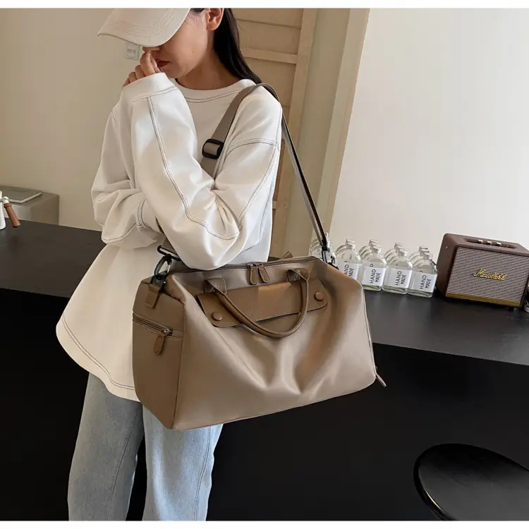 Large Capacity Korean Style Travel Bag Grey — feature 27