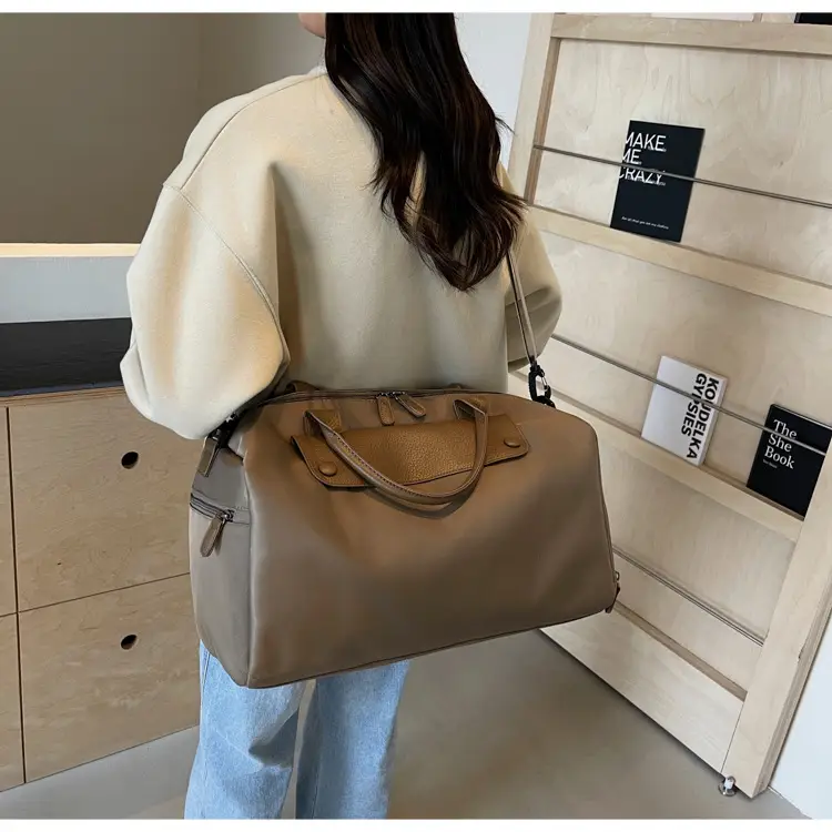 Large Capacity Korean Style Travel Bag Grey — feature 31