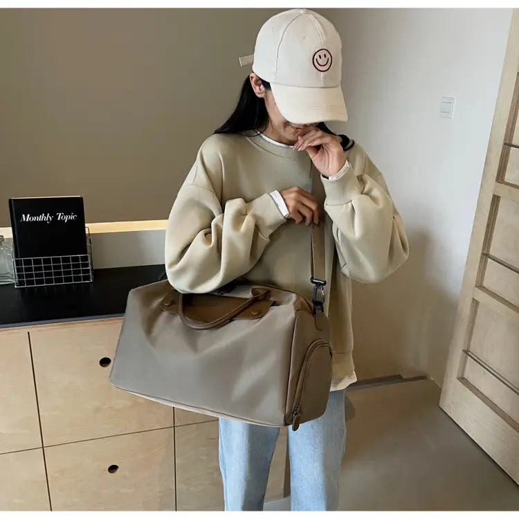 Large Capacity Korean Style Travel Bag Grey — feature 34