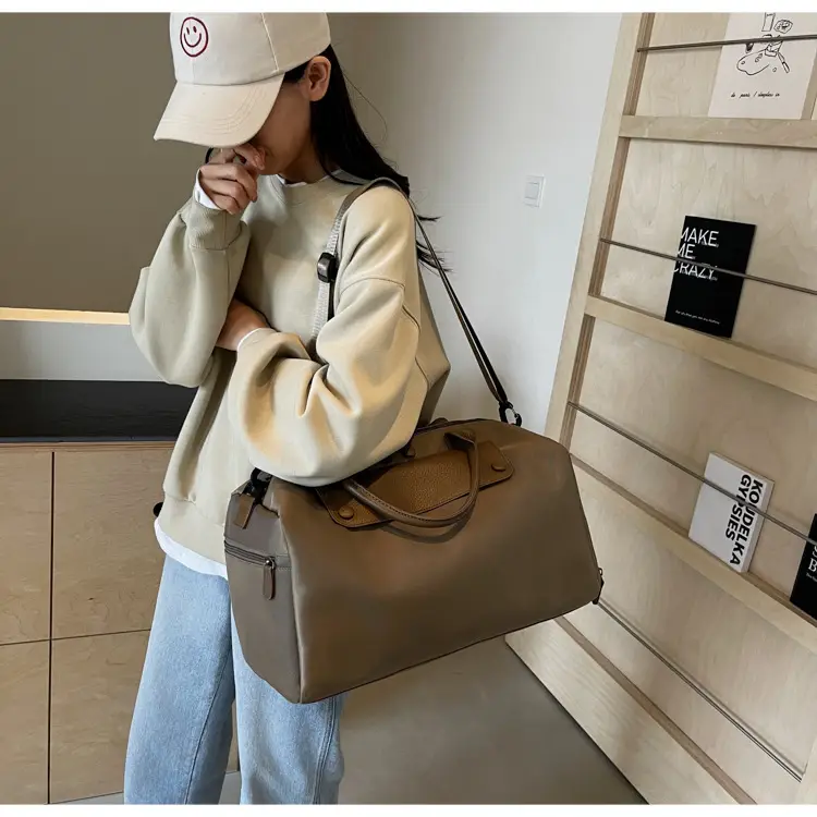 Large Capacity Korean Style Travel Bag Grey — feature 36