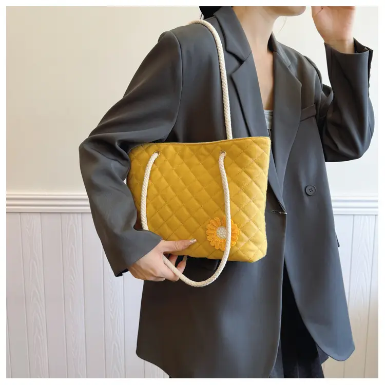 Women Quilted Sunflower Shoulder Bag Yellow 2024 — feature 19